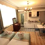 White Pearl Aparthotel 4*
