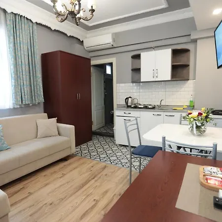 Apart Otel White Pearl 2*