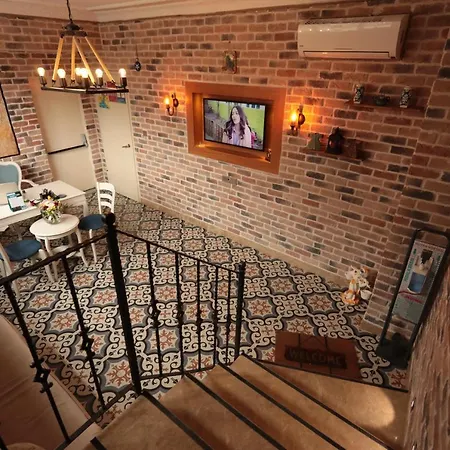 Aparthotel White Pearl 4*