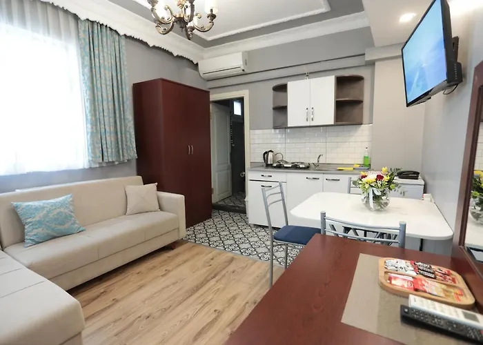 Aparthotel White Pearl 4*