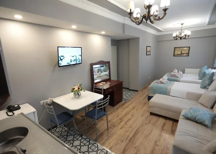 White Pearl Aparthotel 4*