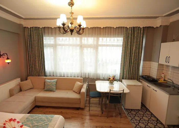 Aparthotel White Pearl 4*