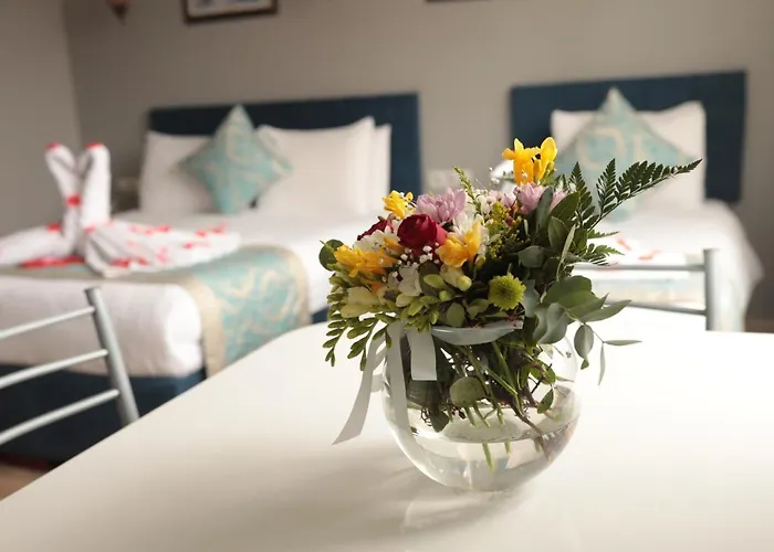 Aparthotel White Pearl 4*