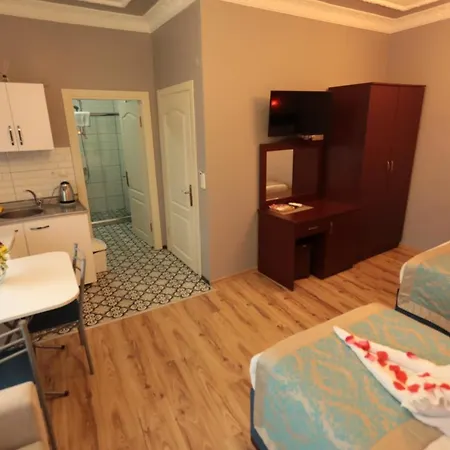 Apart Otel White Pearl 4*